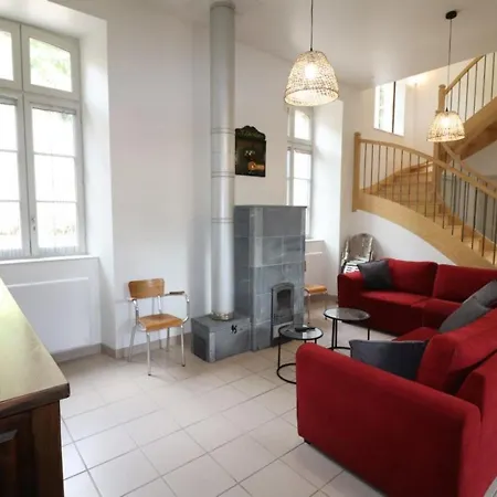 Maison De Charme Au Coeur Des Monts Du Cantal, Ideale Pour 12 Pers., Avec Jardin, Cheminee Et Loisirs Proches - Fr-1-742-96 Saint-Martin-Valmeroux